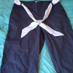 Dress capris Dockers size 4 NWOT pinstripe